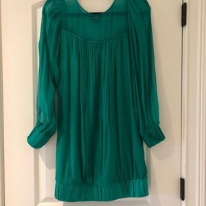 BEBE green dress